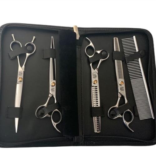 B&B Professionelt Saksesæt – 4 sakse og en kvalitetskam i ét sæt