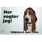 Her vogter jeg! Basset skilt