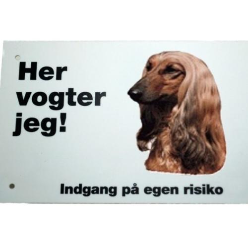 Her vogter jeg! Afghaner skilt til hjemmet