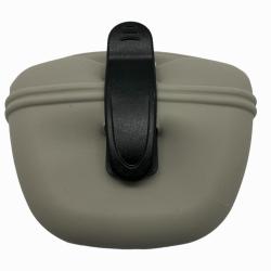 Fastgøres nemt med klemme på bælte eller bukser