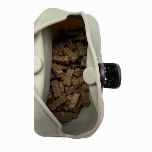 Stor åbning og magnetlukning for hurtig adgang